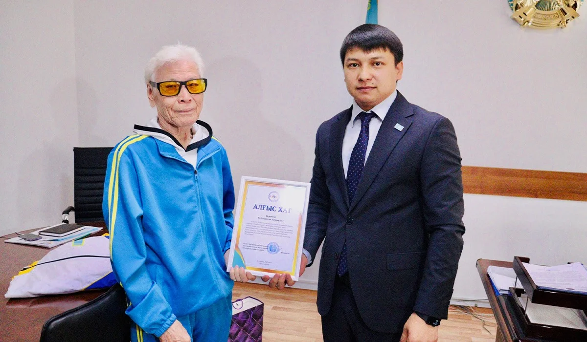 БҚО-да ардагер параспортшы 80 шақырым жерді жаяу жүріп өтті