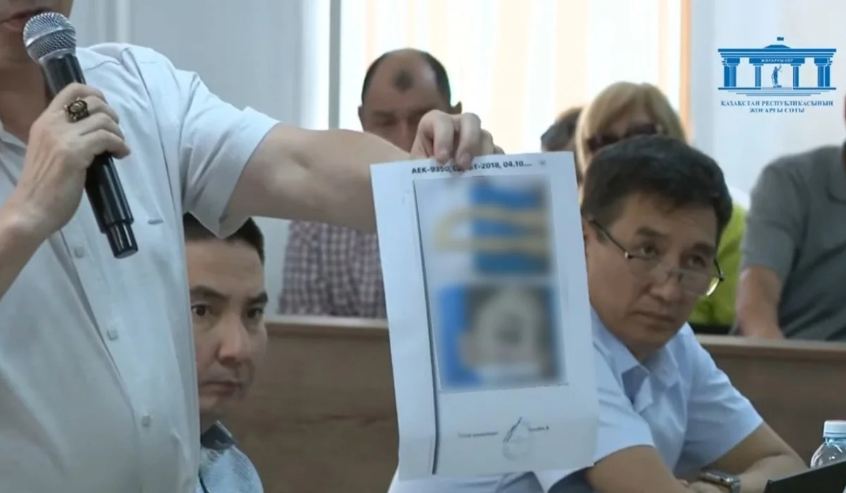 Қаржаубай Нұрымовтың адвокаты сотта марқұм Шерзаттың мәйітінің суретін көрсетті