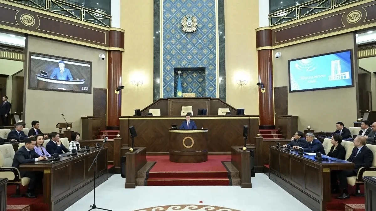 Мәжілісте «Парламент сөзі» сыйлығының иегерлері марапатталды