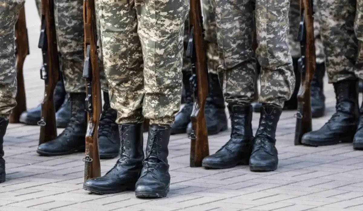 Енді Қорғаныс министрлігі әскерге шақырылғандардың тізімін кредит бюросына береді