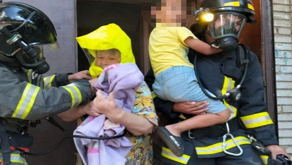 Оралда өрт шыққан көпқабатты үйден 23 адам эвакуацияланды