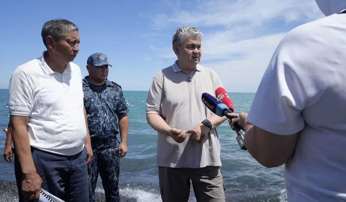Ермек Көшербаев президенттің сынынан кейін Алакөл жағалауындағы демалыс аймақтарын тексерді