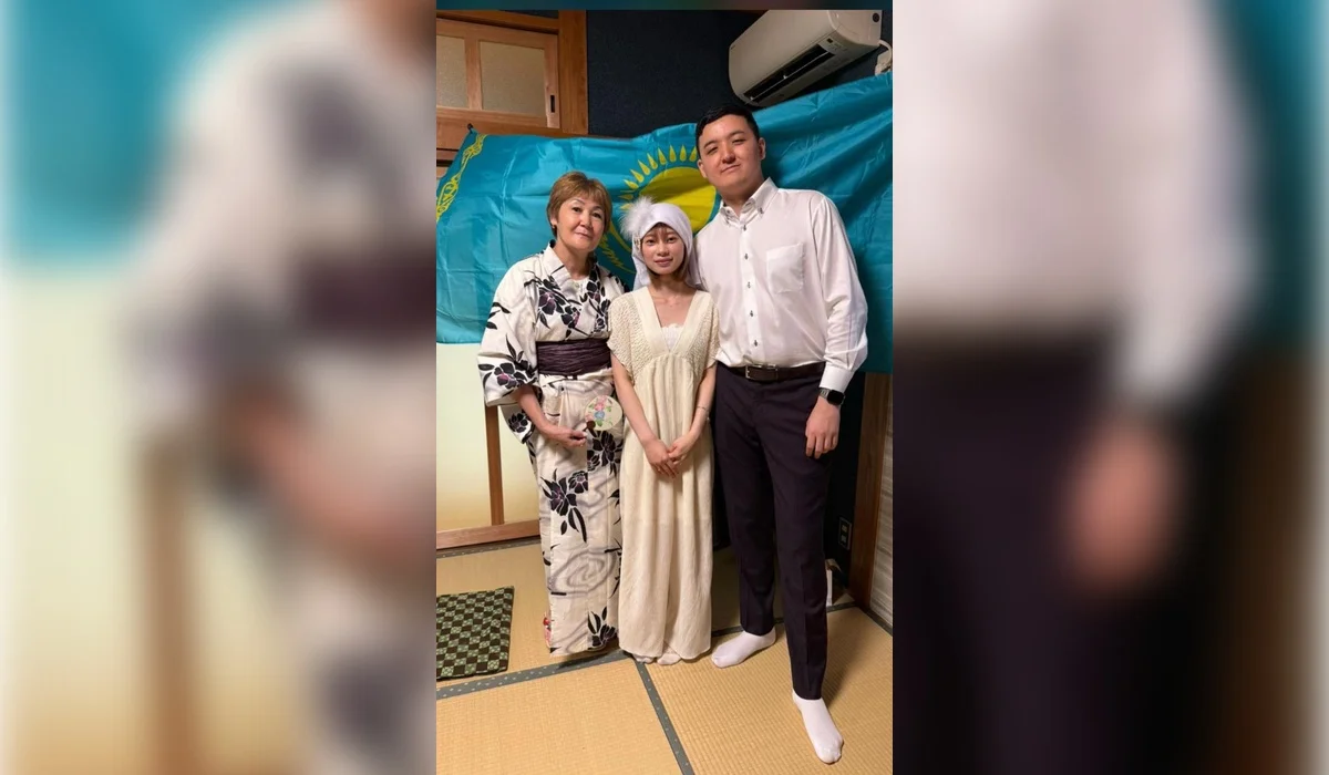 Көкшетаулық жігіт жапон қызына құда түсіп, дәстүрлі сырға салу рәсімін Киотода өткізді