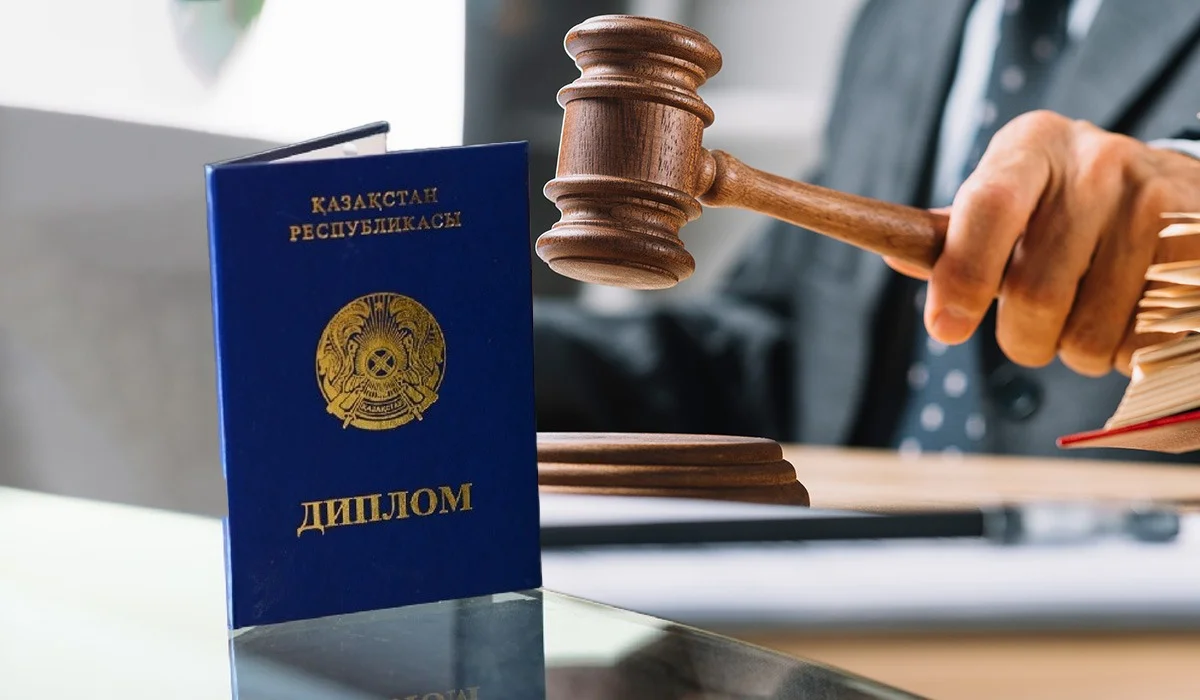 Астанада ер адам ЖОО-ға грантқа түсіріп беремін деп ата-аналардан миллиондаған ақша жинап алған