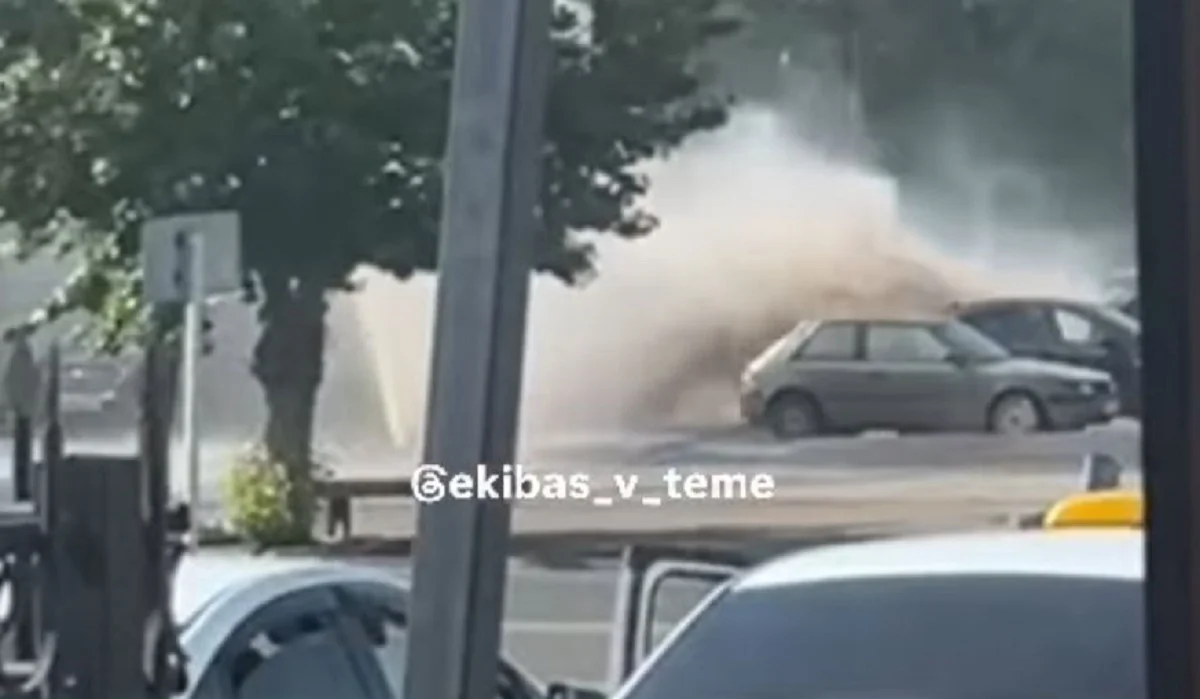 Екібастұзда жер астынан атқылаған ыстық су 8 автокөлікті бүлдірді