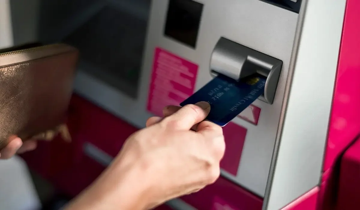 Алматы облысында әкімдік қызметкері болып көрінген алаяқ 110 млн теңге жымқырған