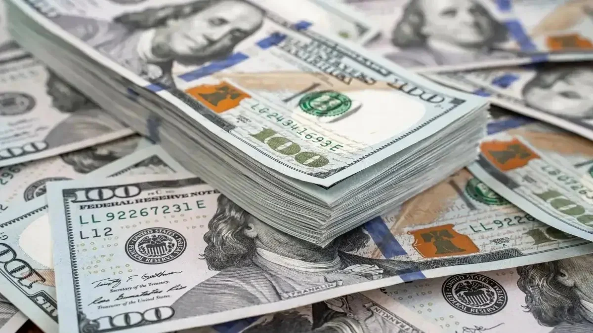 Ұлттық банк долларды арзандату үшін $125,6 млн сатқан