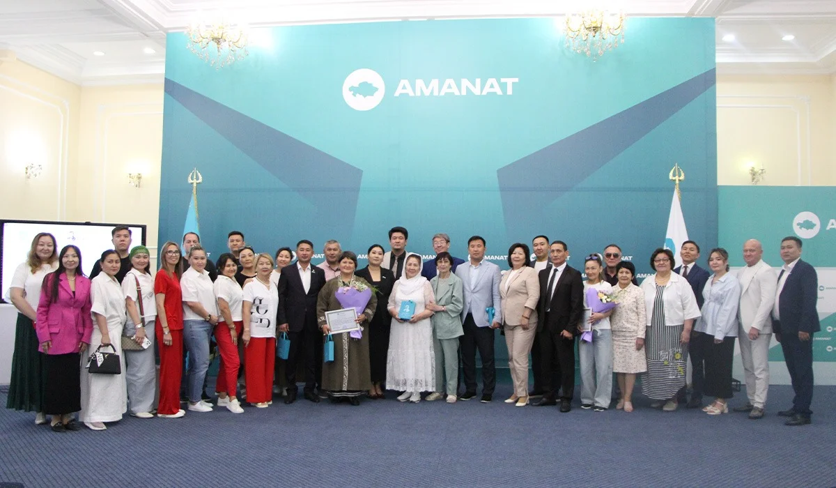 Абайдың 180 жылдығына орай «AMANAT» партиясының белсендісі «Қара сөздер» аудио жинағын әзірледі