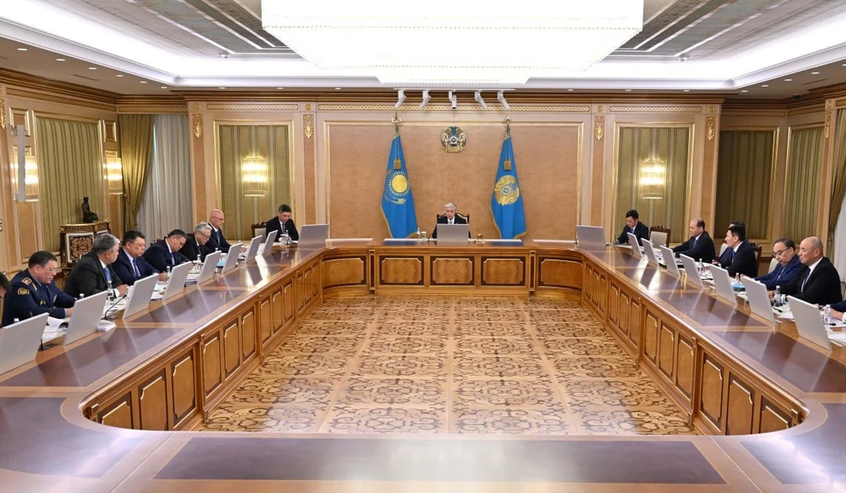 Президент: Алдағы бес жылдың ішінде Қазақстан цифрлық мемлекетке айналуы керек