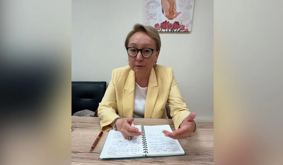 «Олар өз үйінің малын баққан»: Оспанова Таластағы екі бала құлдықта болды деп айтуға әлі ерте дейді