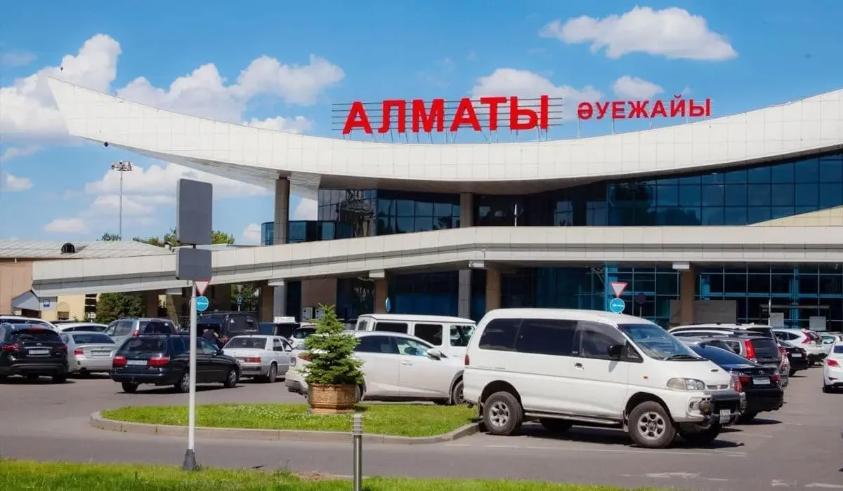 Алматы әуежайында Қытай азаматы бір миллион теңгесінен айырылып қала жаздады