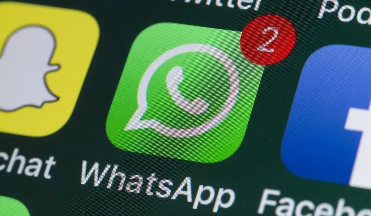 Жасөспірімдер WhatsApp аккаунтын алаяқтарға сатқан: Қостанай тұрғыны 12 млн теңгесінен айырылды
