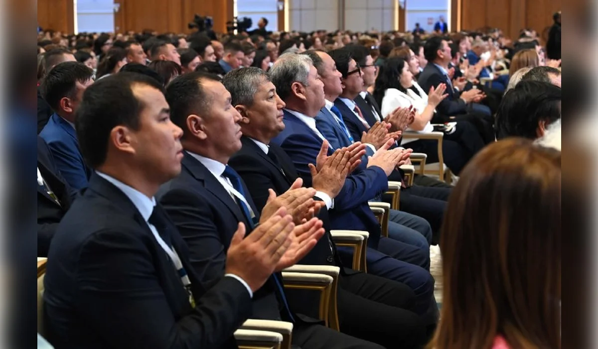 «Билікте де «отбасылық жүйе» жоқ»: Тоқаев қызметке тағайындау кезінде не ескерілетінін айтты