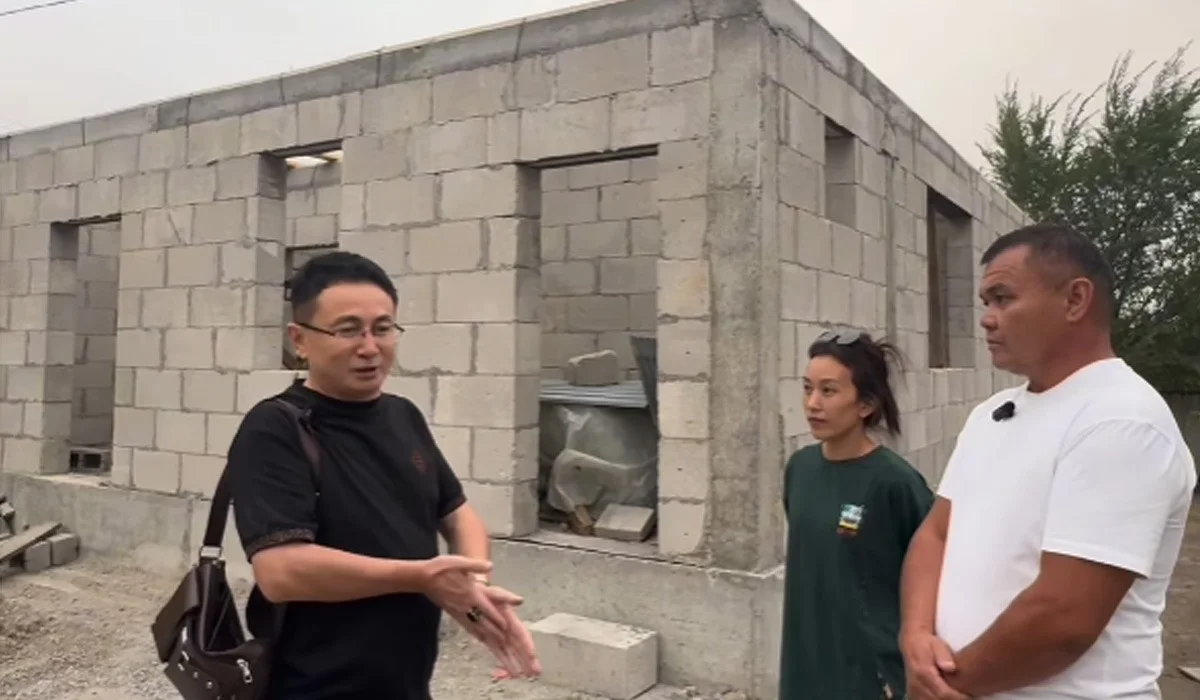 «Құрылыс қазан айында толық бітеді»: адвокат Қаржаубай Нұрымовтың жаңа үйін көрсетті (ВИДЕО)