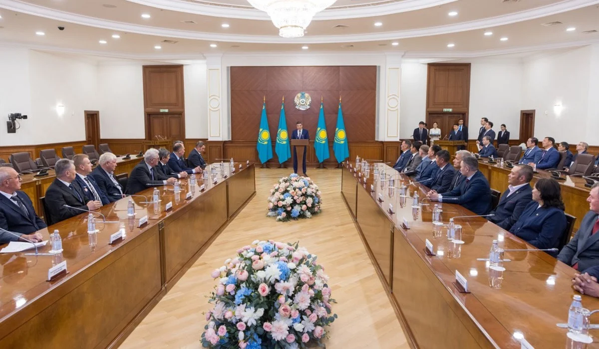 Шахтер күні қарсаңында кеншілер президенттің атынан марапат алды