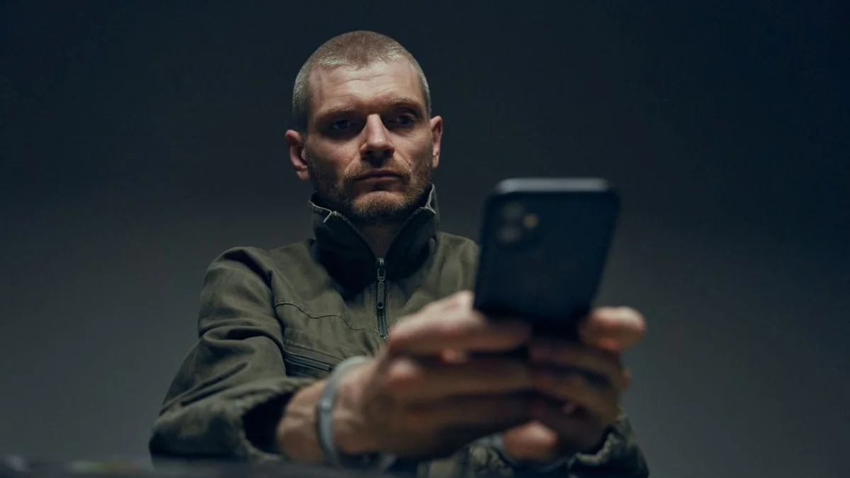 Павлодарда жас жігіт түрмеде отырып, ондаған адамды интернет арқылы алдағаны анықталды