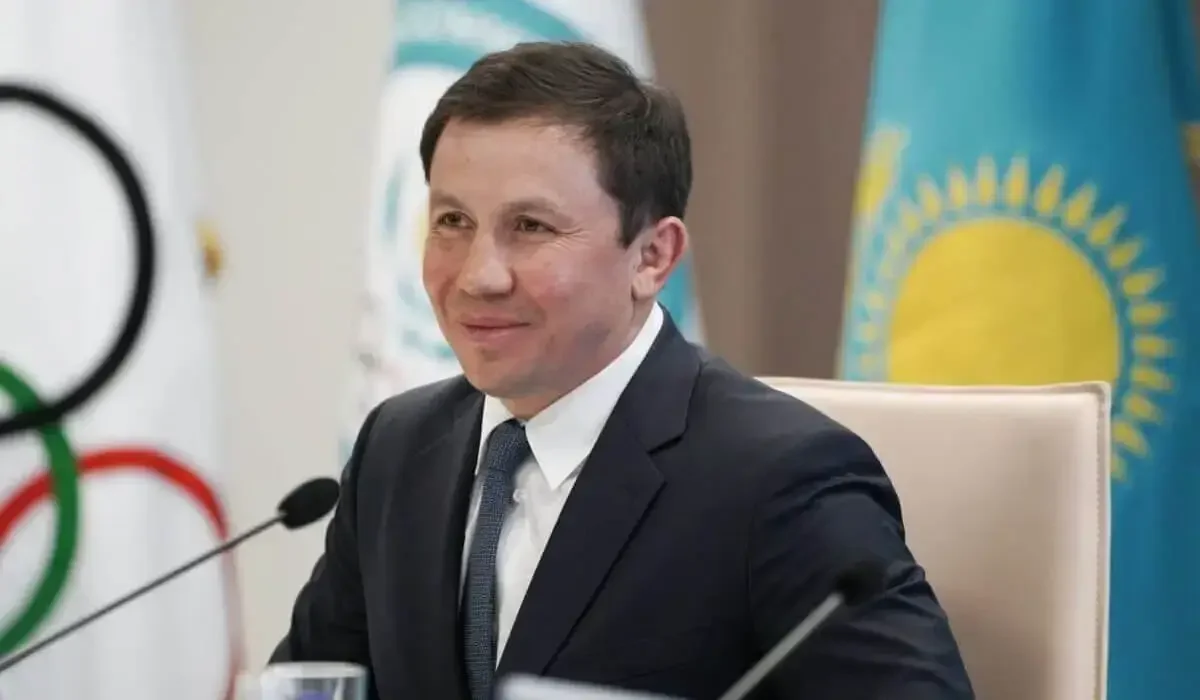 Әлем чемпионаты: Головкин жеңіліп қалған боксшыны жұбатты (ВИДЕО)