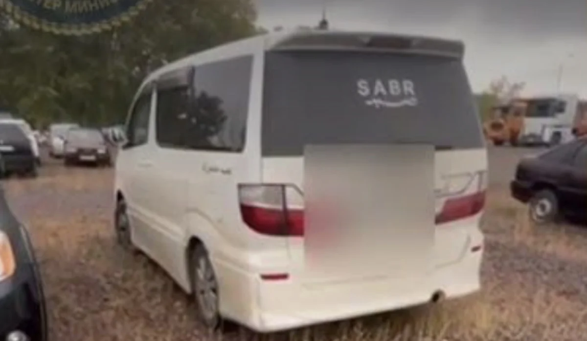 Toyota Alphard пен Sprinter бақылауда: Қарағандыда такси жүргізушілері көлігінен айырылып қалды