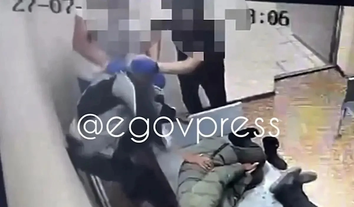 Қостанайда уақытша бейімдеу орталығы қарт кісіні аяусыз ұрып-соқты: ол бір бүйрегінен айырылды