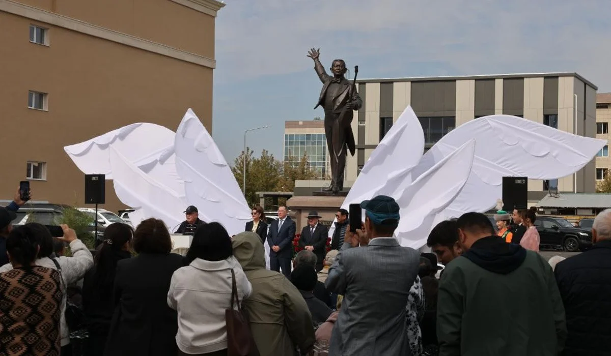 Алматы облысында Нұрғиса Тілендиевтің ескерткіші ашылды