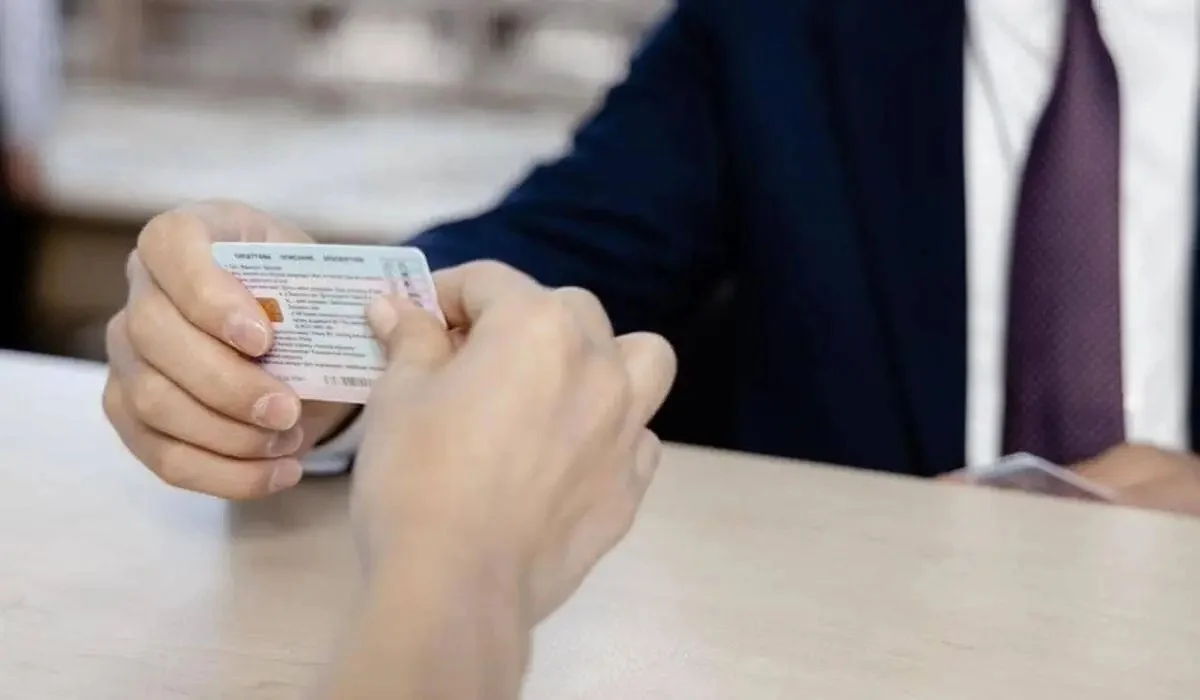 Прокуратура өзгеріс ұсынды: енді кейбір адамдар бірден жүргізуші куәлігінен айырылады