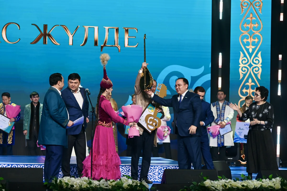 Республика күні: «AMANAT» партиясы ұлттық мереке қарсаңында дүбірлі дода өткізді