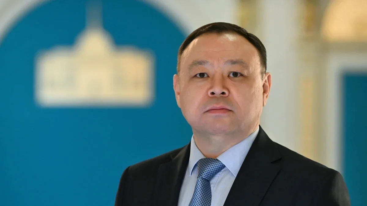 Абзал Нүкенов Президент әкімшілігіндегі қызметінен босатылды