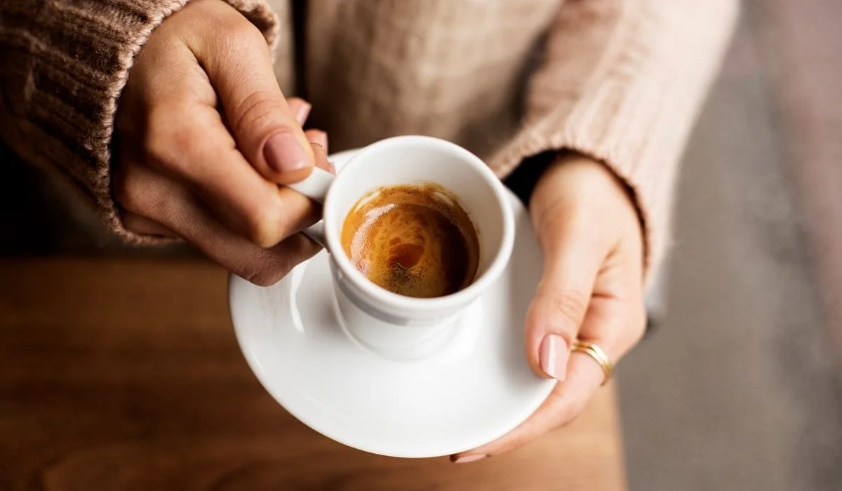 Дәрігер кофені қай уақытта ішуге болмайтынын айтты