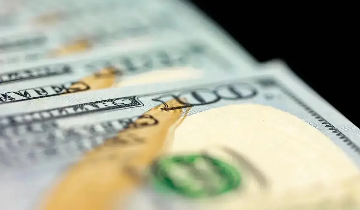Қазақстанда доллар құны 522 теңгеге дейін түсті
