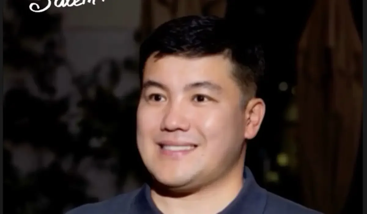 «Ешкімге сенбеңіздер»: Тұрсынбек Қабатов халыққа видео үндеу жасады