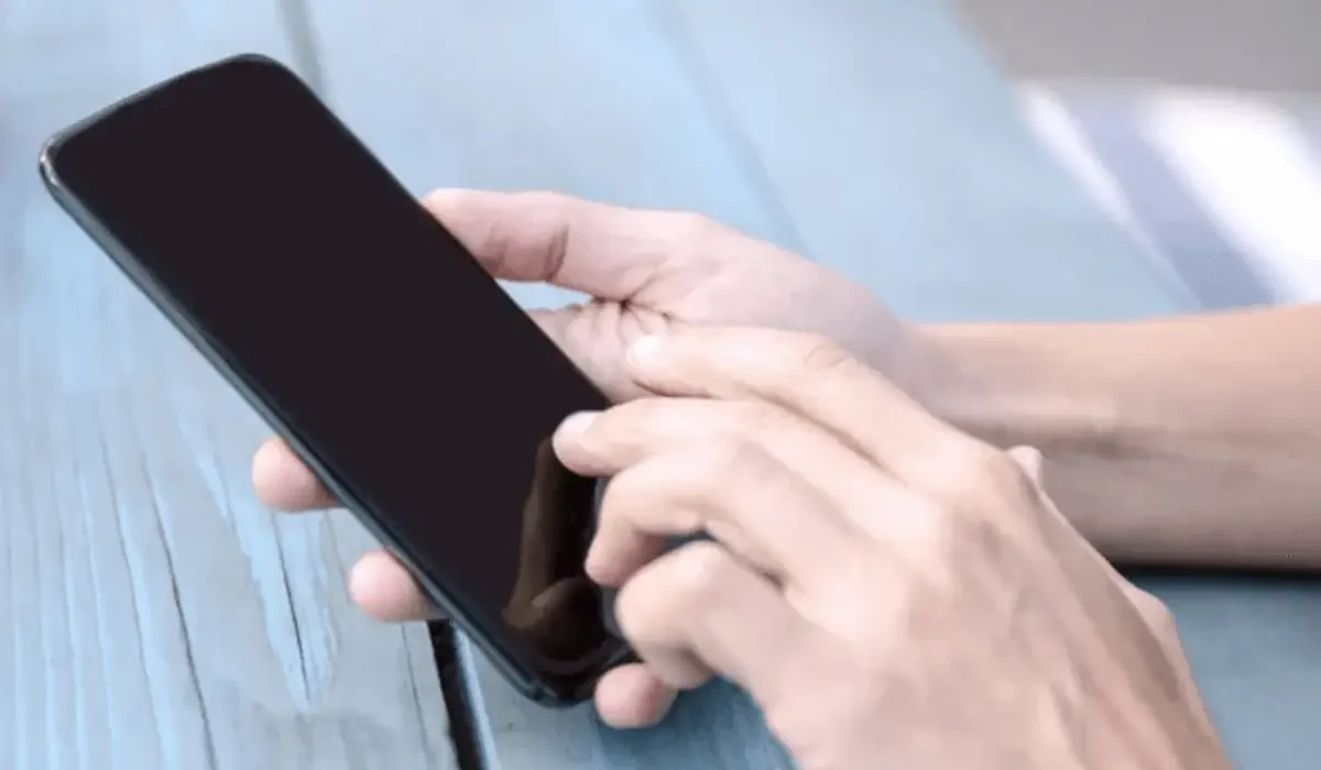 Атырау әуежайында «жарылғыш зат қойылғанын» айтқан ер адам ұсталды