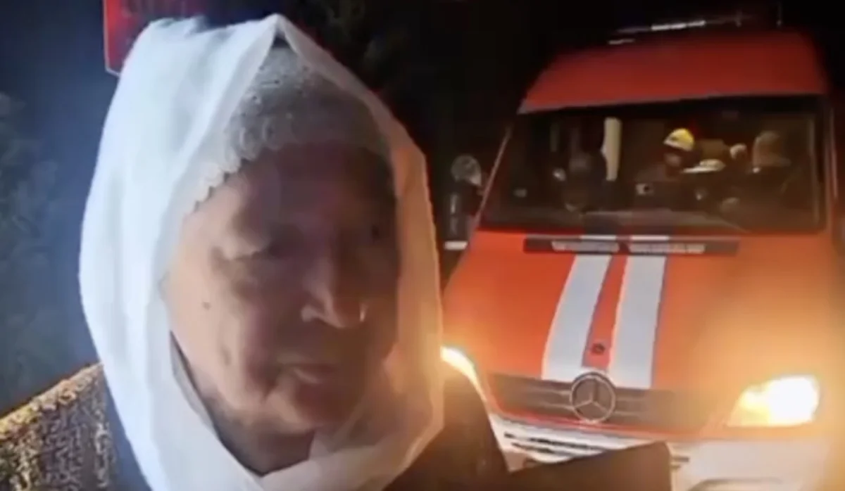 Қаншама жетімді бауырына басқан: Алматыда Әмина қажы ашқан балалар үйі өртеніп кетті (ВИДЕО)