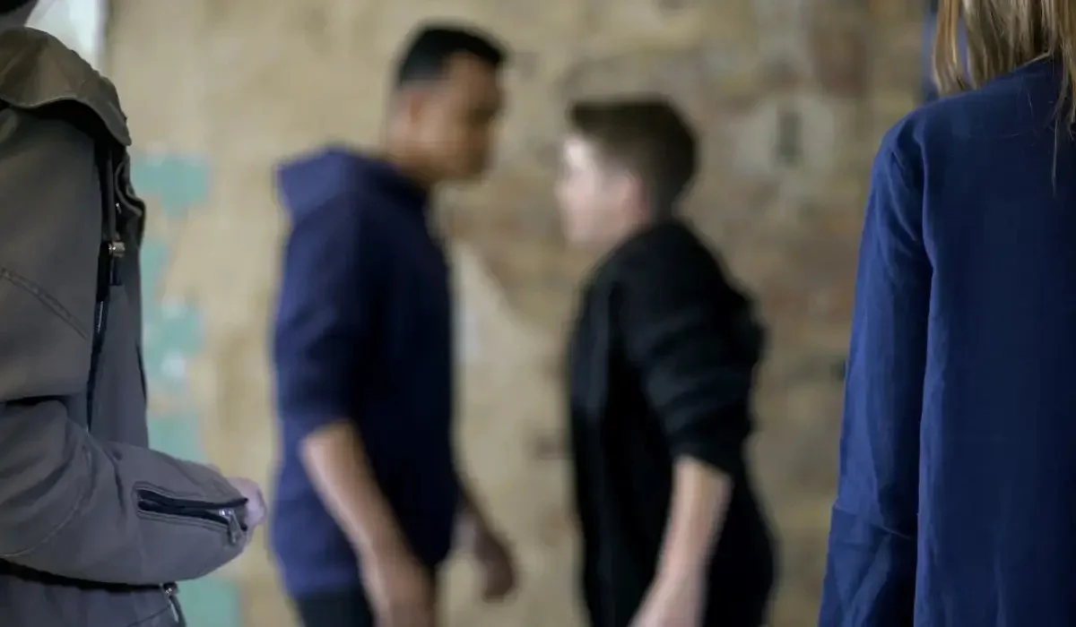 «Моланың жанына апарып ұрған»: Түркістанда мектеп оқушысын сыныптастары жабылып өлтірді