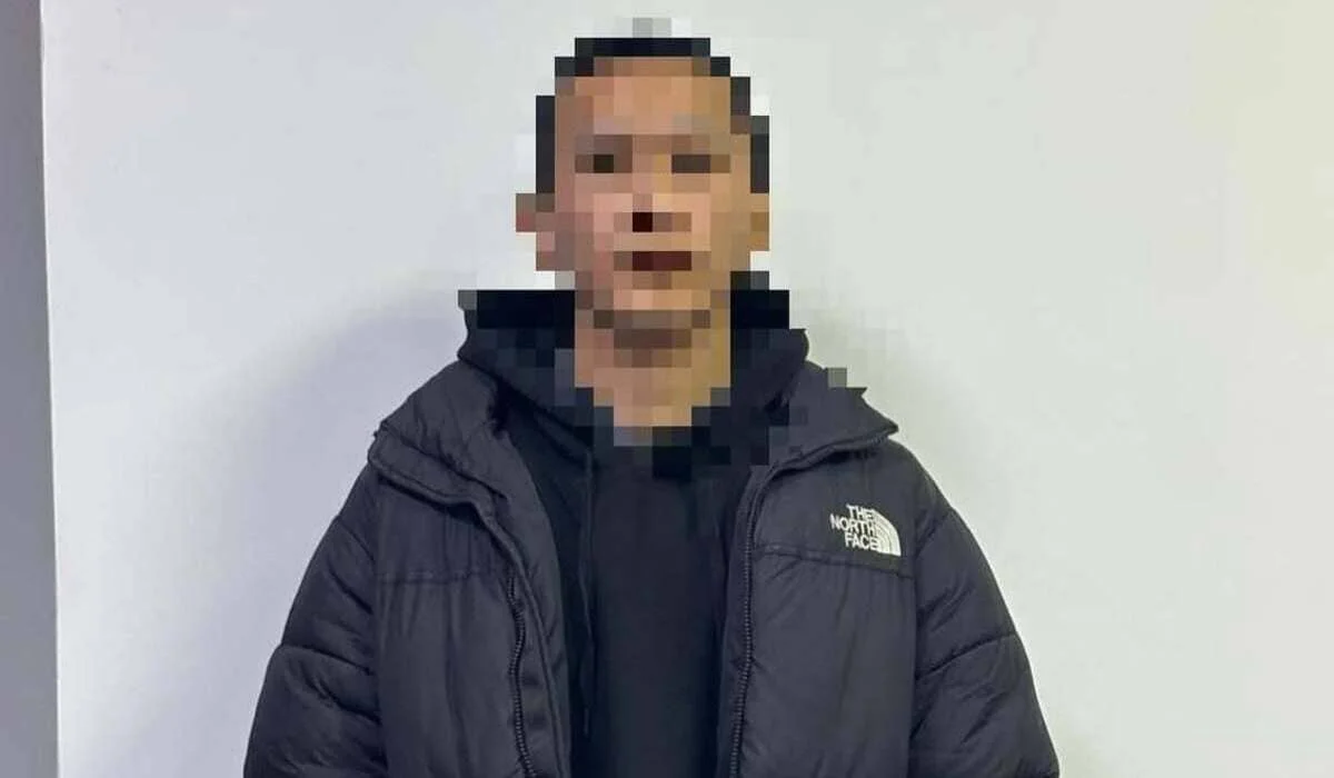 «Жарып жіберу керек орын»: Алматы тұрғыны әзілдеймін деп темір тордан бір-ақ шықты