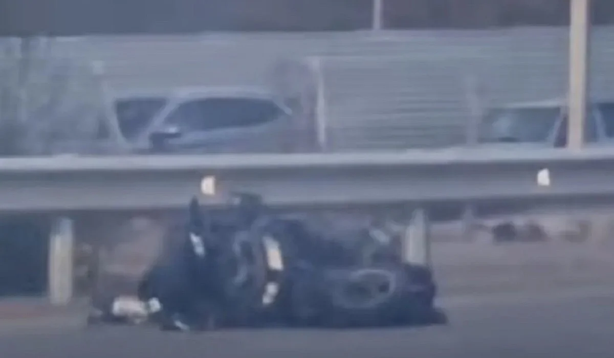 Жүк көлігімен соқтығысқан: Алматы облысында мотоцикл жүргізушісі көз жұмды