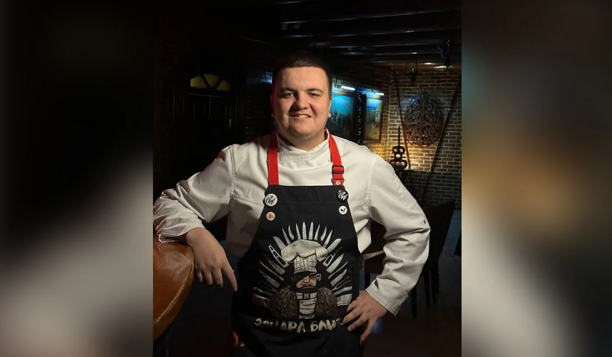 Телешоуға қатысқан аспаз қазақтың қазысын апарып, жюрилерді таңдандырды (ВИДЕО)