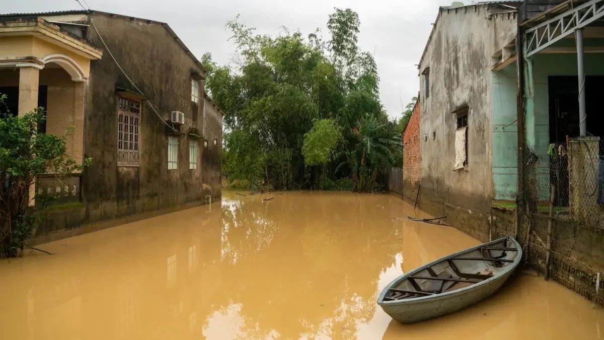 Вьетнамда су тасқынынан қаза тапқандар саны 90 адамға жетті