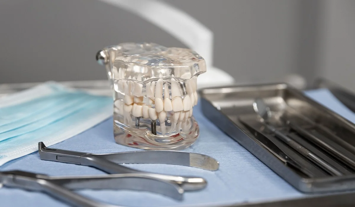 Астанада стоматология креслосында қайтыс болған 3 жасар қыздың қазасына байланысты сот жалғасты