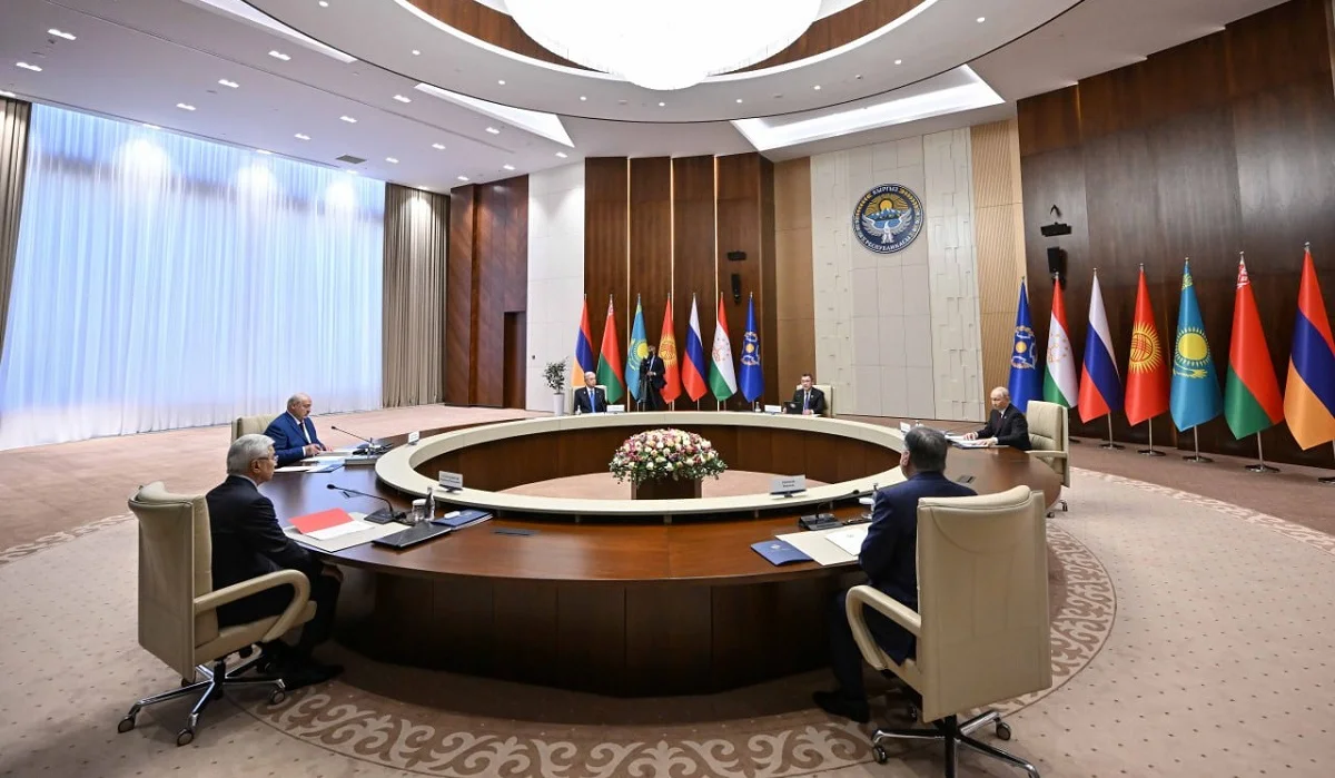 Тоқаев ҰҚШҰ Ұжымдық қауіпсіздік кеңесінің шағын құрамдағы отырысына қатысты