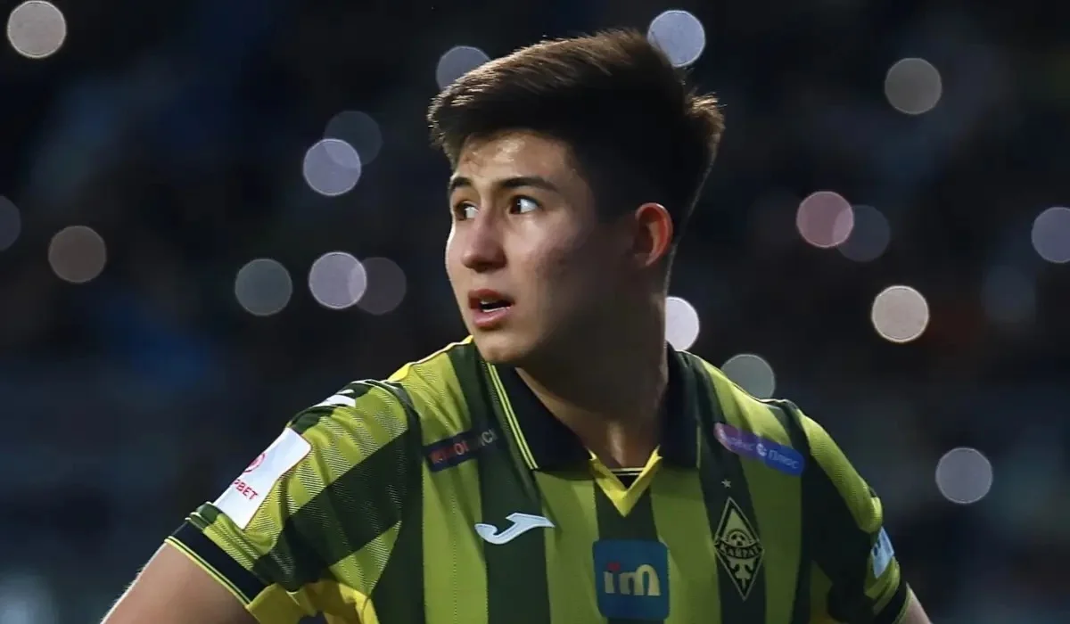 Дастан Сәтбаев ЧЛ-ның тарихында гол соққан ең жас футболшылардың үштігіне кірді