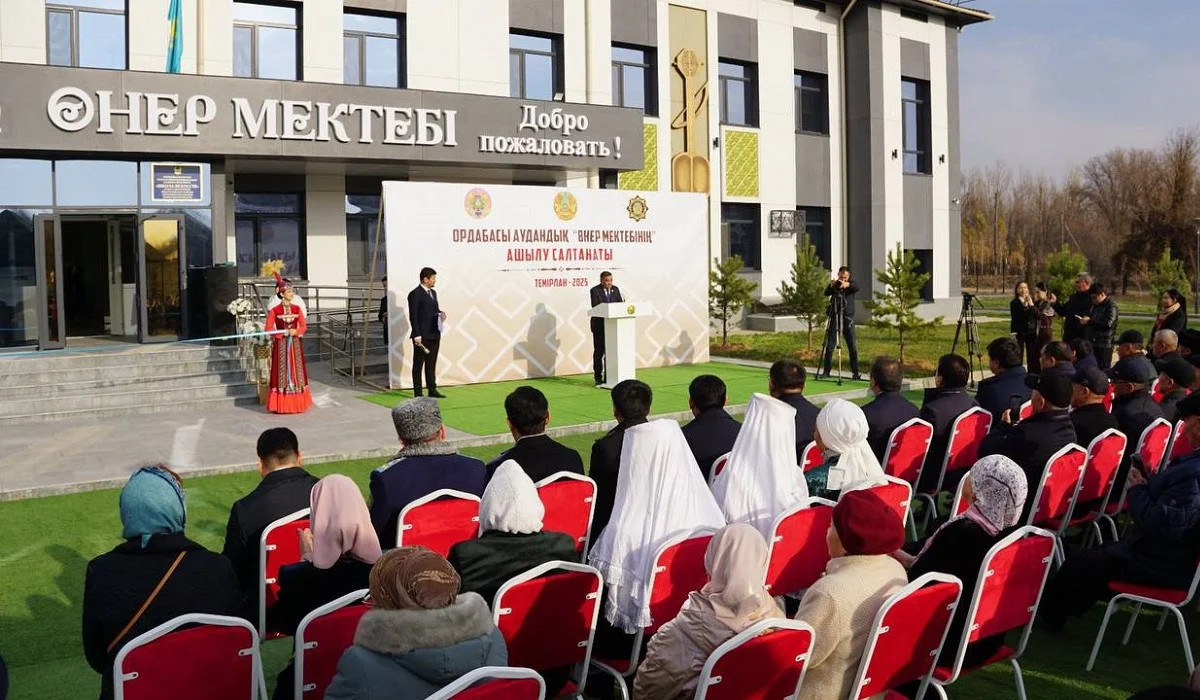 Түркістан облысында жемқорлардан қайтарылған ақшаға музыкалық мектеп ашылды