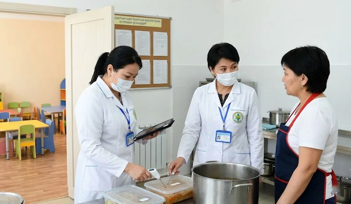 Жаңа жылдан кейін Қазақстандағы мектептер мен балабақшаларда күтпеген «рейд» басталады