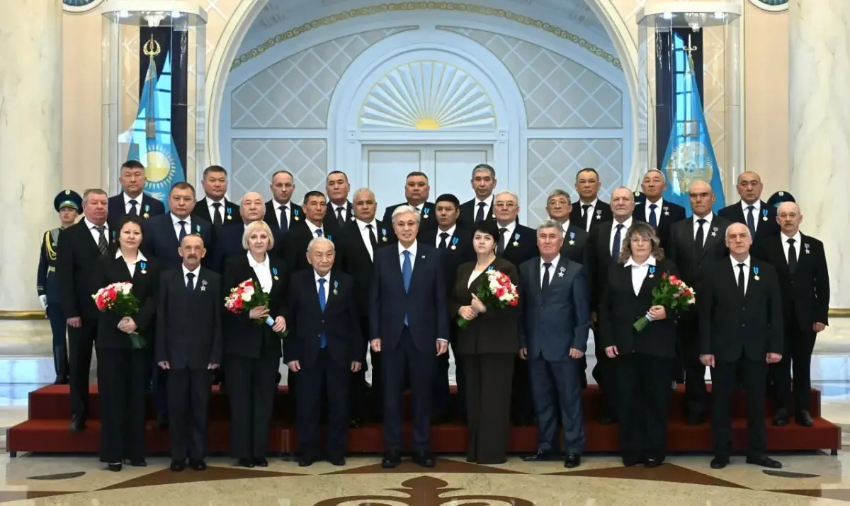 Тоқаев бір топ энергетикті мемлекеттік наградалармен марапаттады