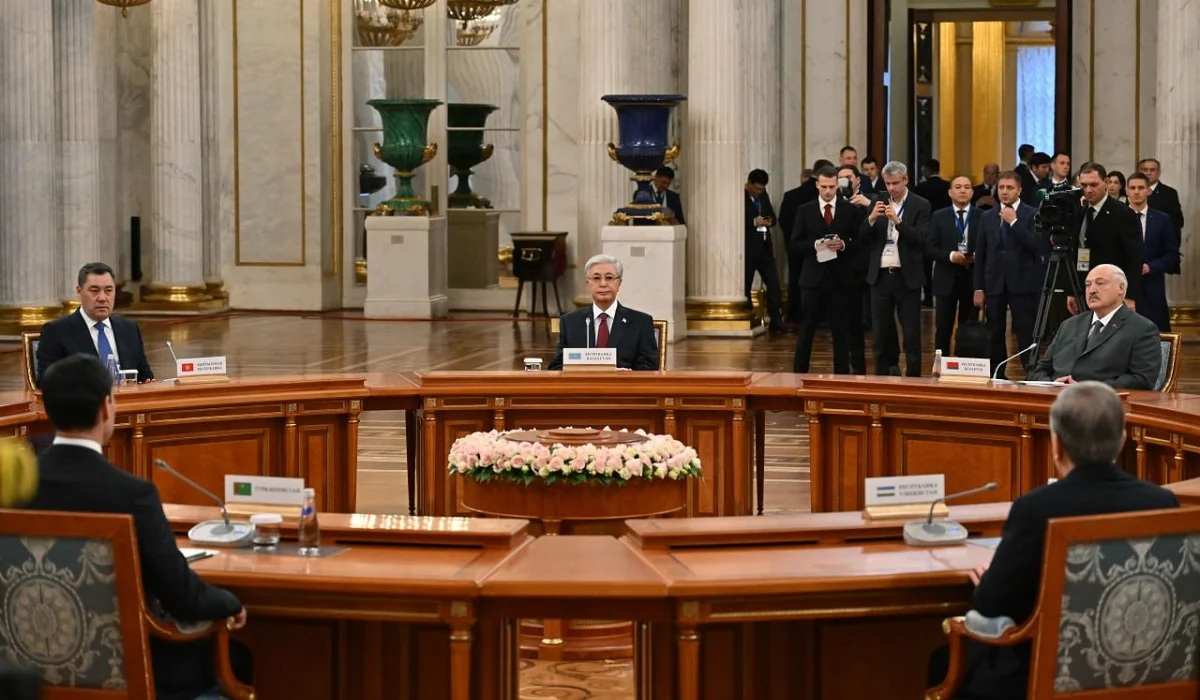 Тоқаев ТМД-ға мүше мемлекеттер басшыларының бейресми кездесуіне қатысты