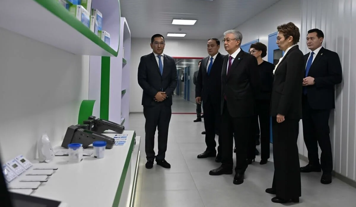 Тоқаев Тараздағы фармацевтикалық кәсіпорындардың қызметімен танысты