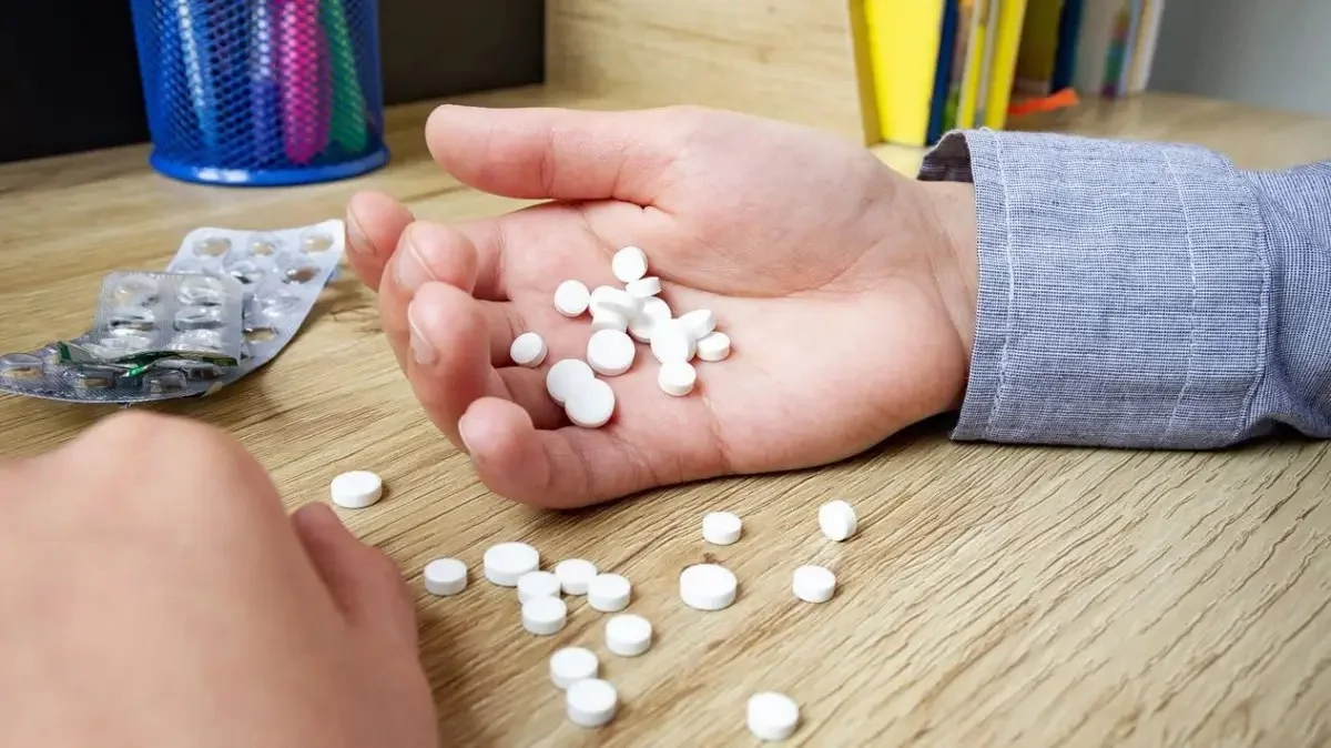 Ақтөбеде Qymyz shop атты интернет-дүкен есірткі сатып келген