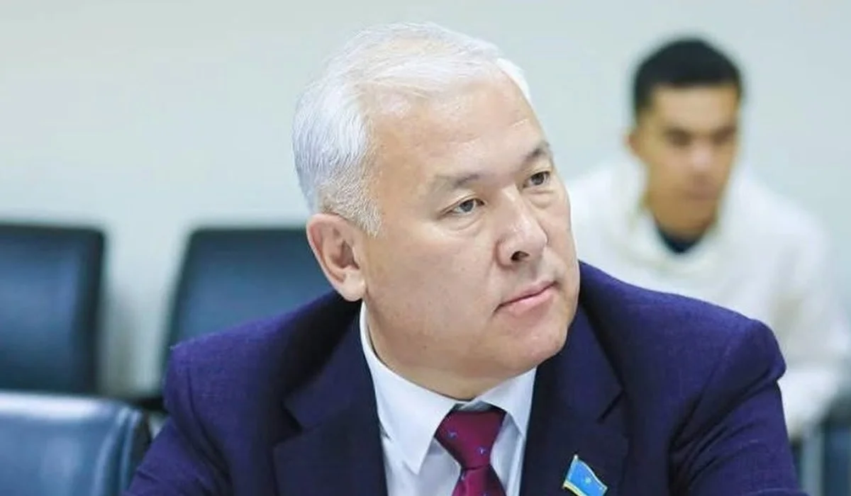 «Банктер онлайн несие бермейді»: Мұрат Әбенов заңдағы биылғы өзгерістер туралы айтты