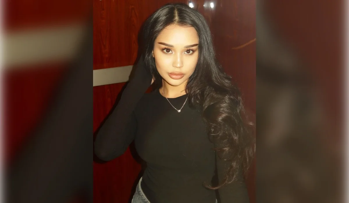 «Анама басқа адамдармен тұрған жайлы болды»: Ақан Сатаевтың қызы даулы сұхбаттан кейін мәлімдеме жасады