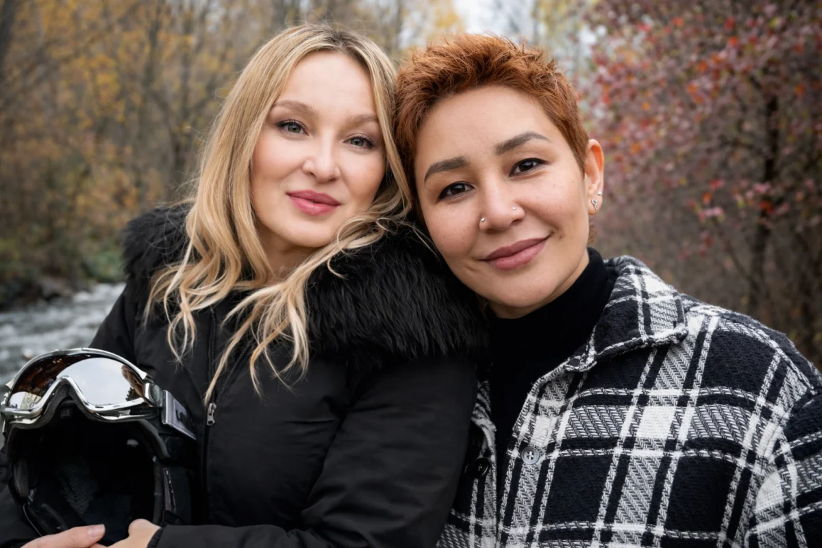 «Біз бармыз, біз аман қалдық»: Алагөзовтің экс-жары Сатаевтың бұрынғы жұбайына араша түсті