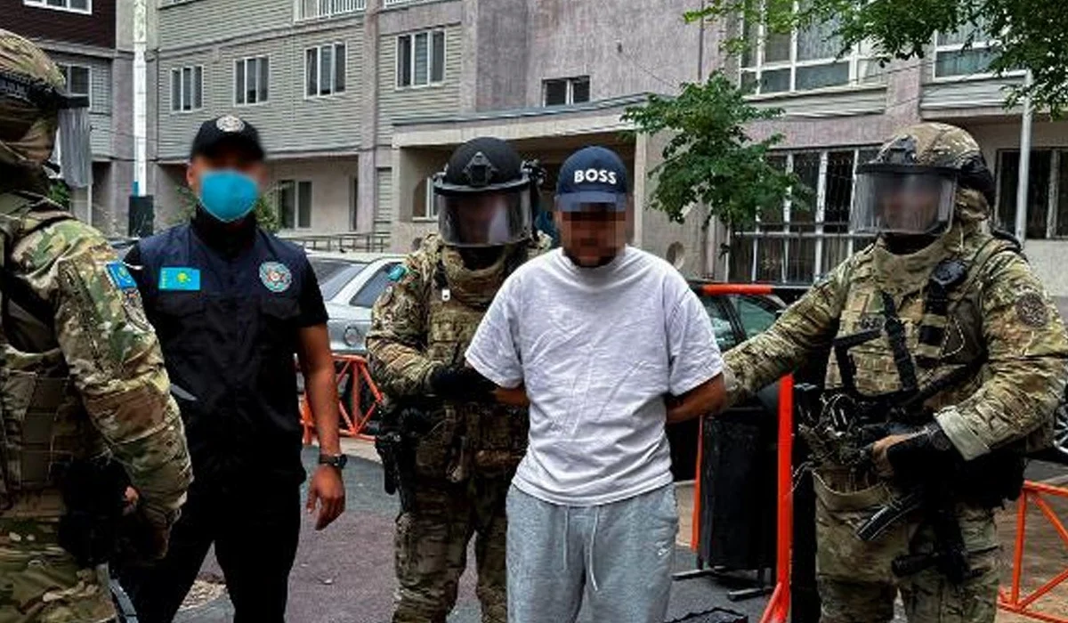 «Кісі өлтіру, бопсалау мен есірткі тасымалы»: ҰҚК былтыр 70 адамды не үшін ұстағаны белгілі болды